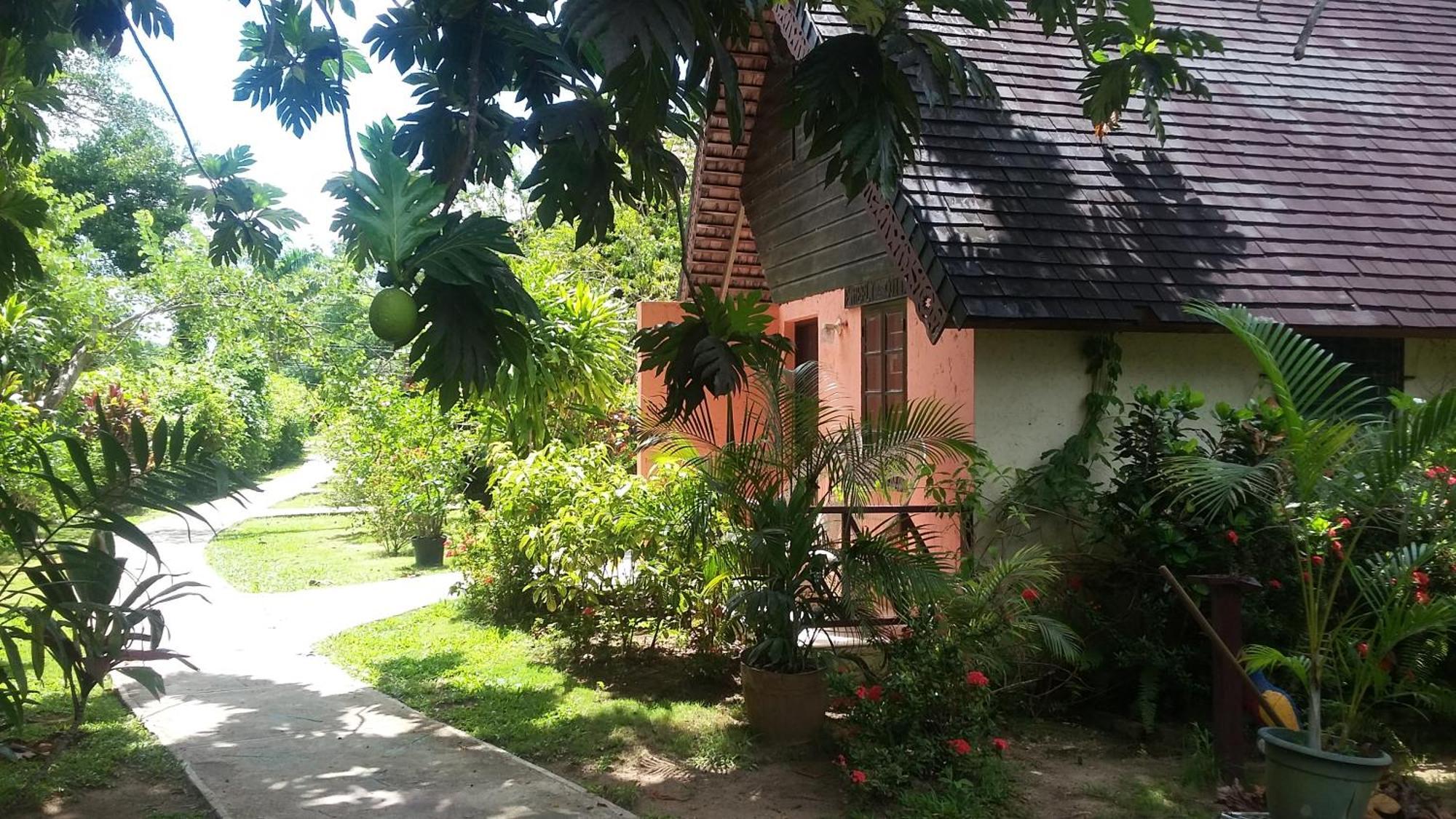 Firefly Beach Cottages Negril Dış mekan fotoğraf