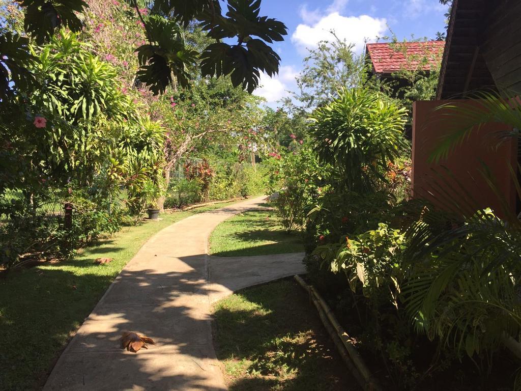 Firefly Beach Cottages Negril Dış mekan fotoğraf