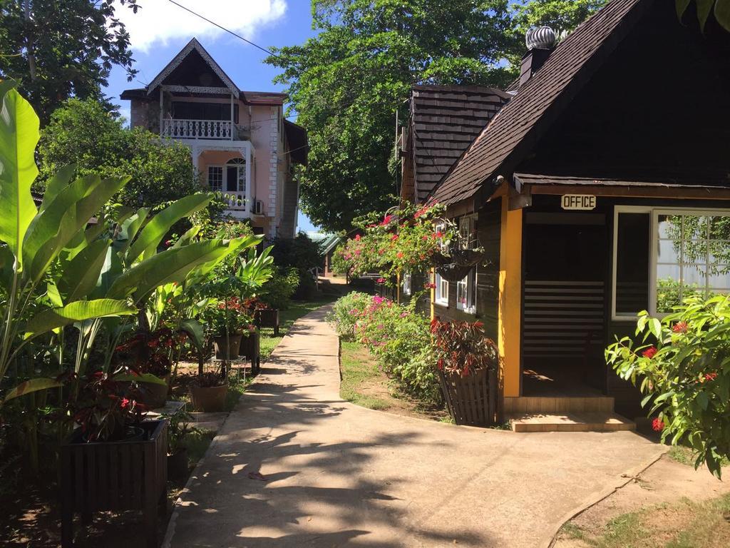 Firefly Beach Cottages Negril Dış mekan fotoğraf